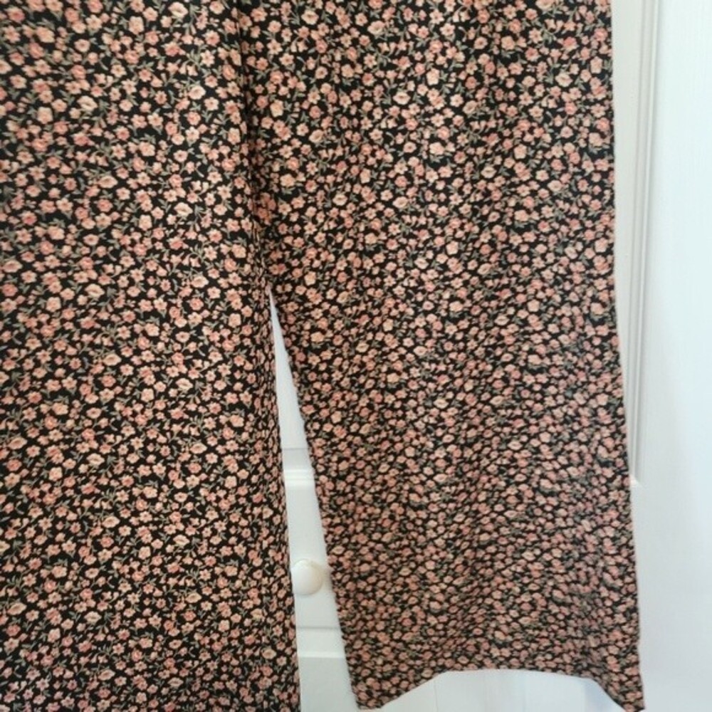 Audrey Floral Black Wide Leg Pants Size Medium - Picture 3 of 6